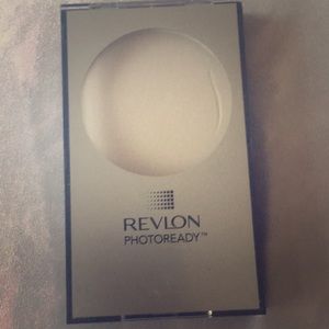 Revlon photoready
